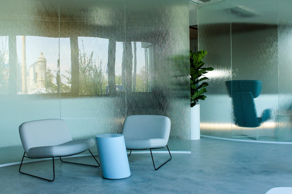 Frameless glass partitions VERTI AERO | VERTI