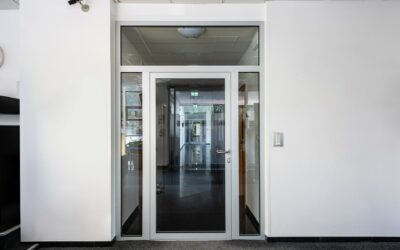 protipožární příčka ochraňující před ohněm a kouřem