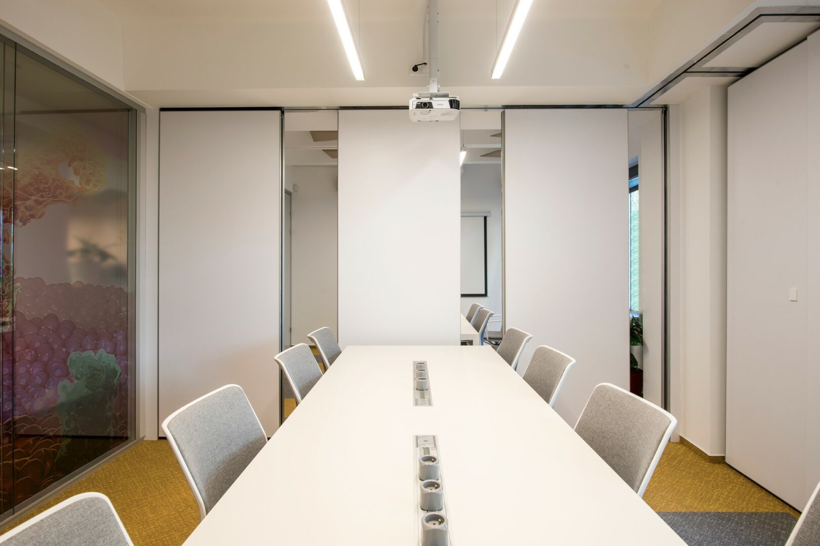 dodá soukromí, ale byla by škoda, aby to bylo natrvalo oddělené