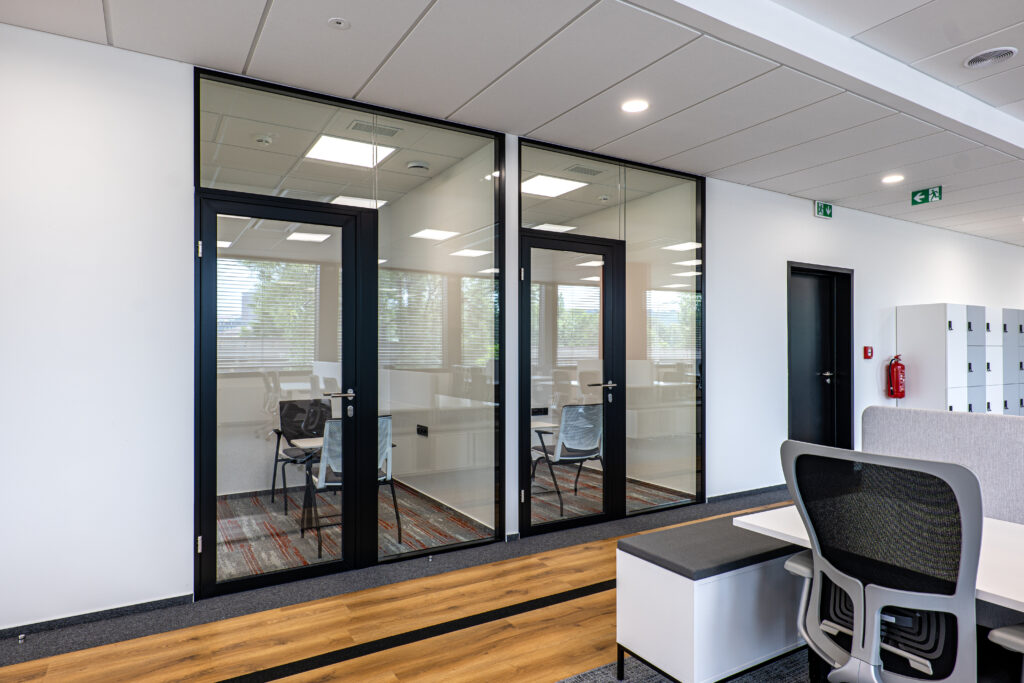 Glass interior partitions VERTI PANORAMA | VERTI
